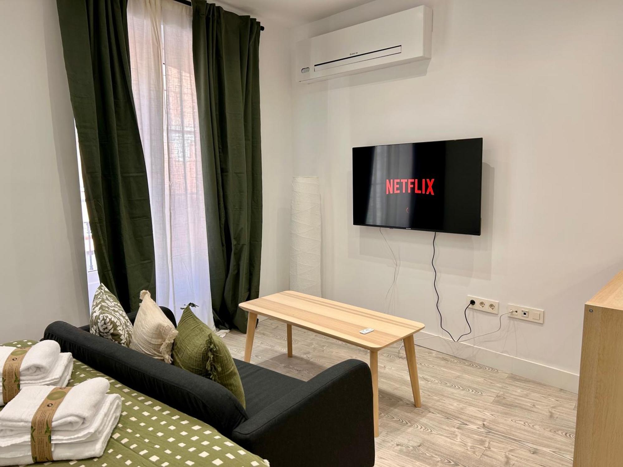 Insidehome Ciudad Del Cine Valladolid Dış mekan fotoğraf